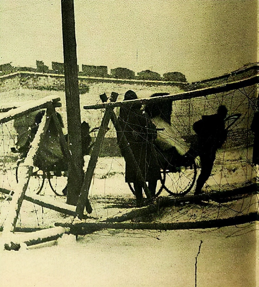 山神？还是野人？那个在日本荒原上漂泊十三载的男子，到底是谁