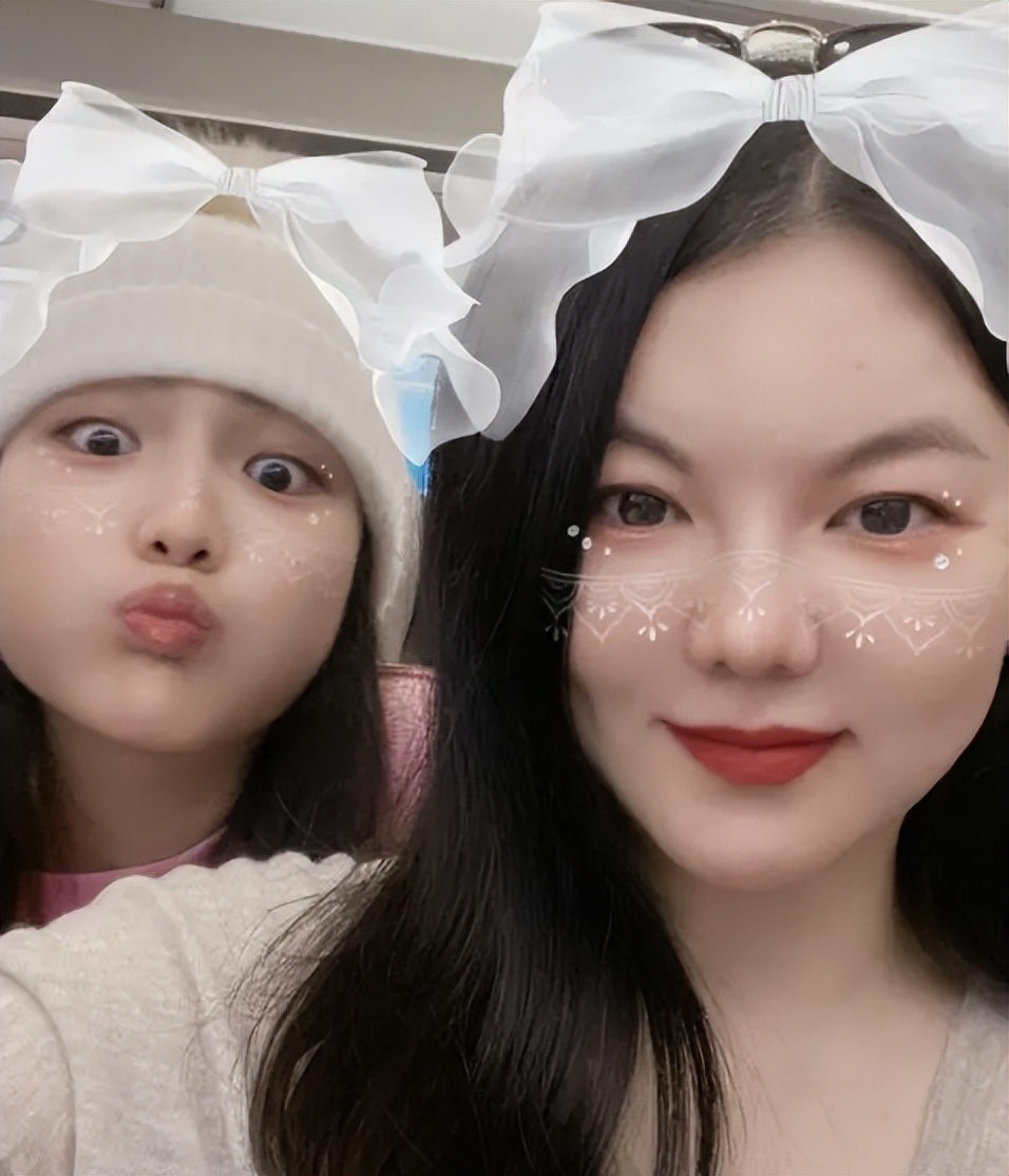 李湘炫耀奢侈生活,李湘为何敢大胆炫富