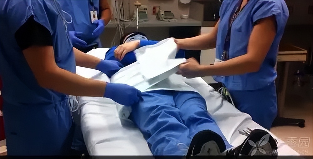 骨盆后环损伤后，新型螺钉的不同内固方法各有何优势？哪种方法好