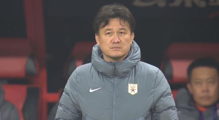 泰山队与申花队首发预测,泰山对申花比赛海报