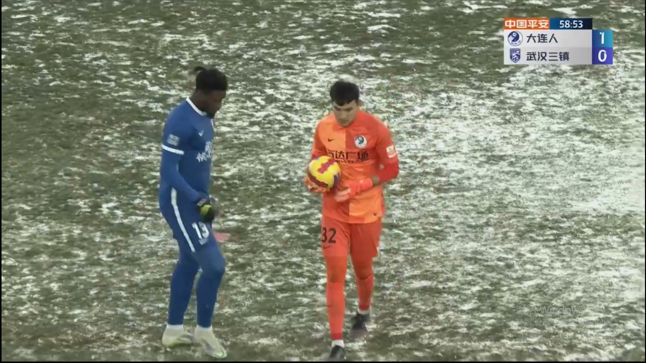 谢晖诡异镜头,谢晖角球破门