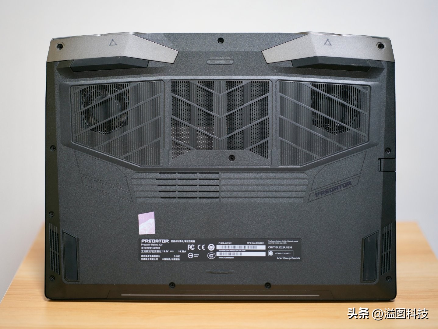 持续进化的游戏,宏碁掠夺者战斧300和拯救者r9000p