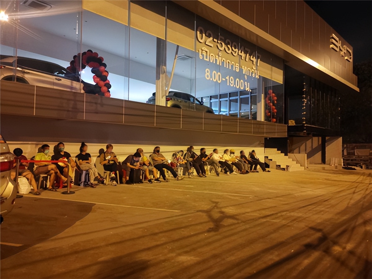 奥迪4s店维修猫腻,奥迪4s店修车有猫腻吗