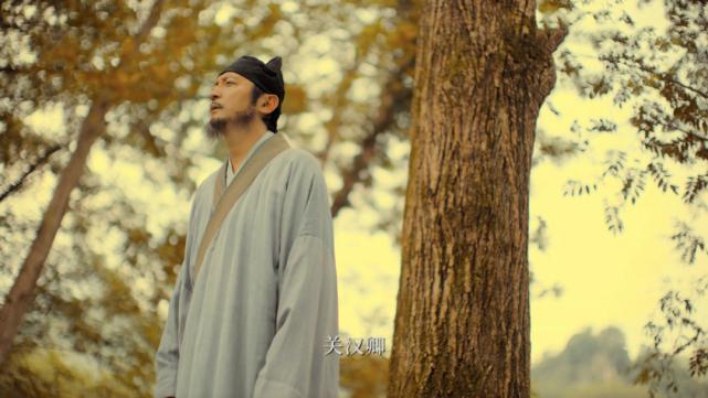 他道出了*楼青**女子的真相，内娱却不敢播