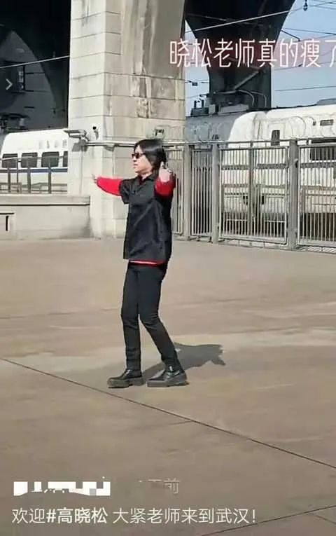 为什么大帅哥都是大脸,好好的帅哥为什么长了个嘴