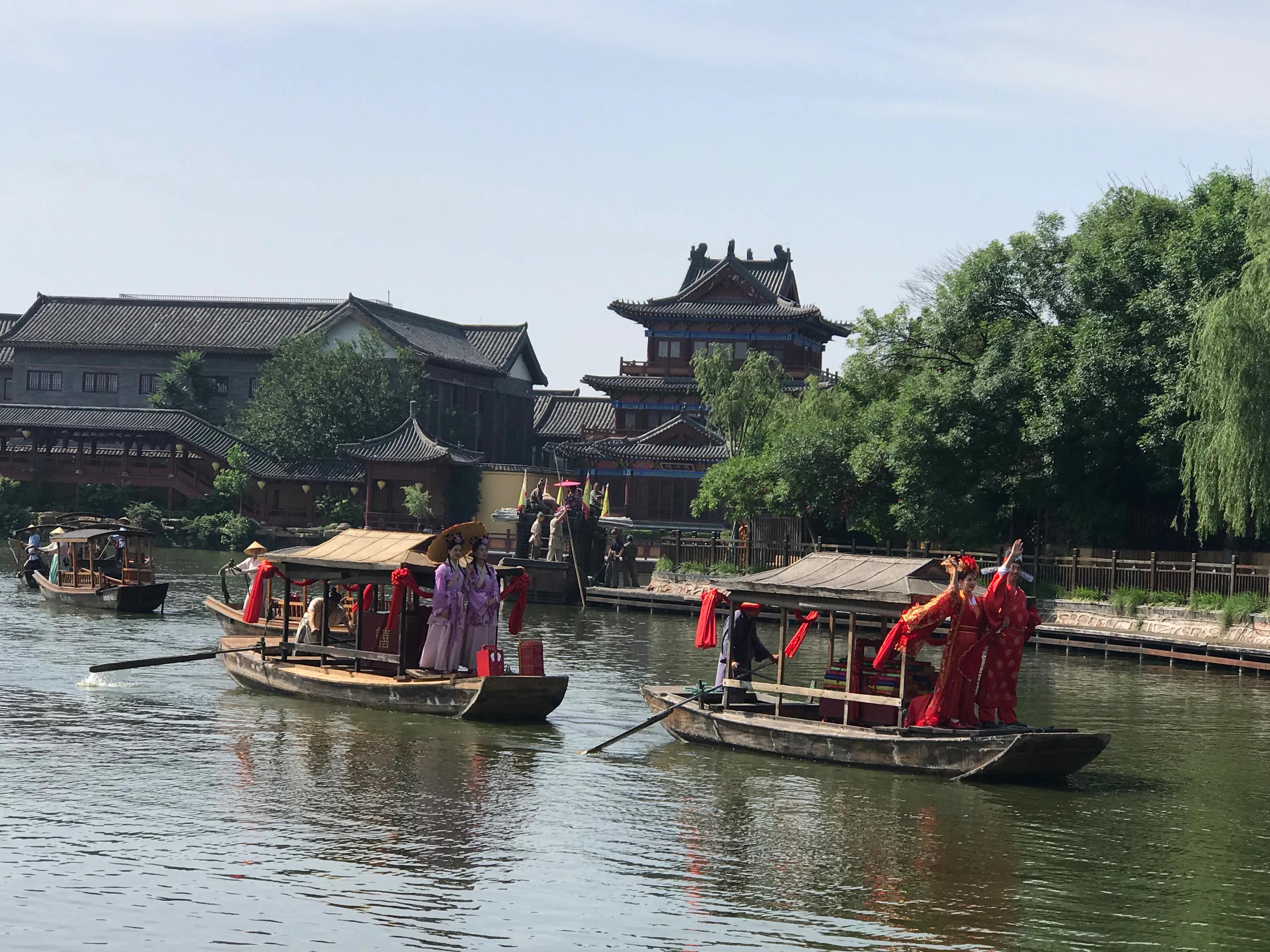 开封清明上河园吃饭攻略,开封四味菜哪家最正宗地址