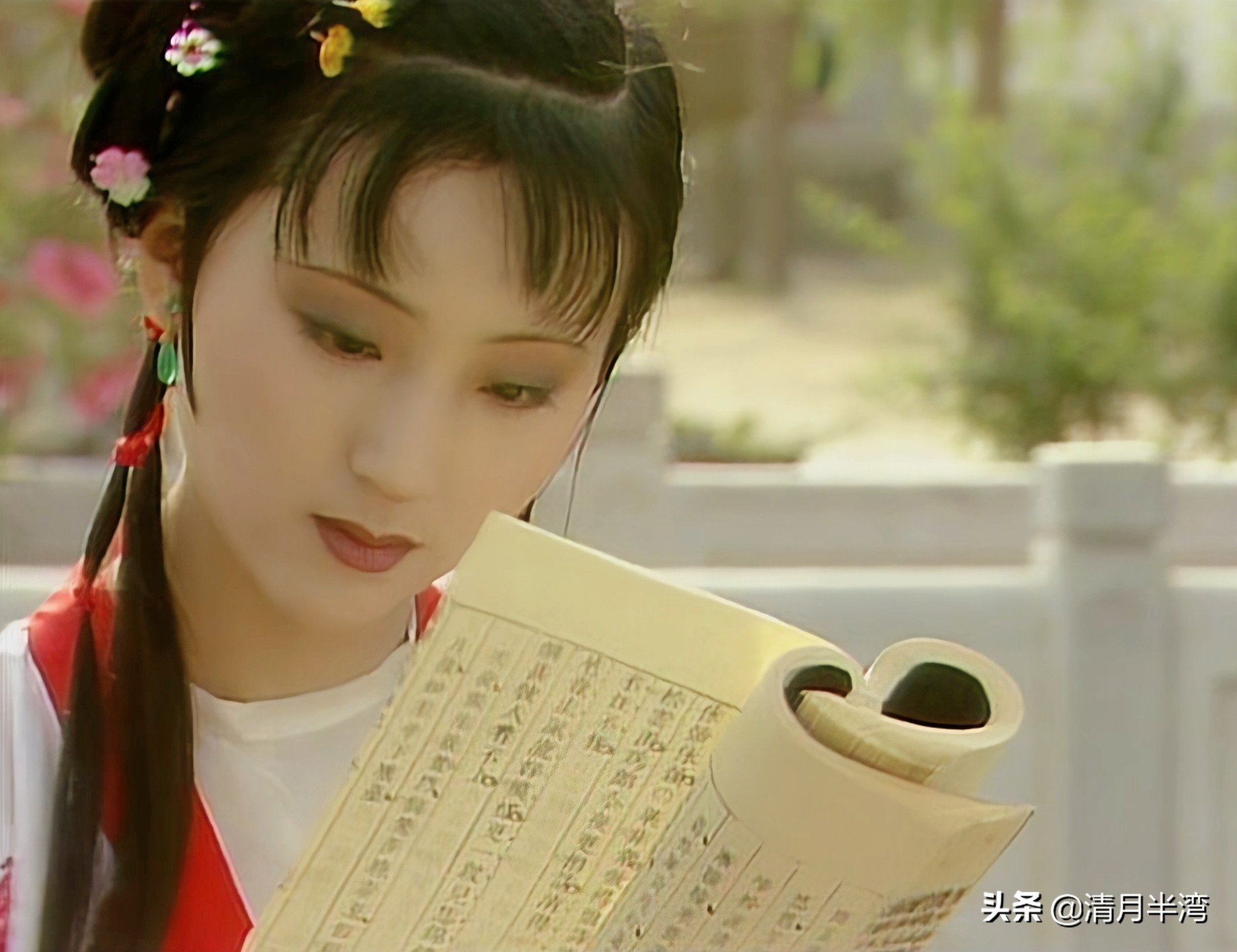 两版红楼梦金陵十二钗颜值对比,87版红楼薛宝钗最漂亮吗