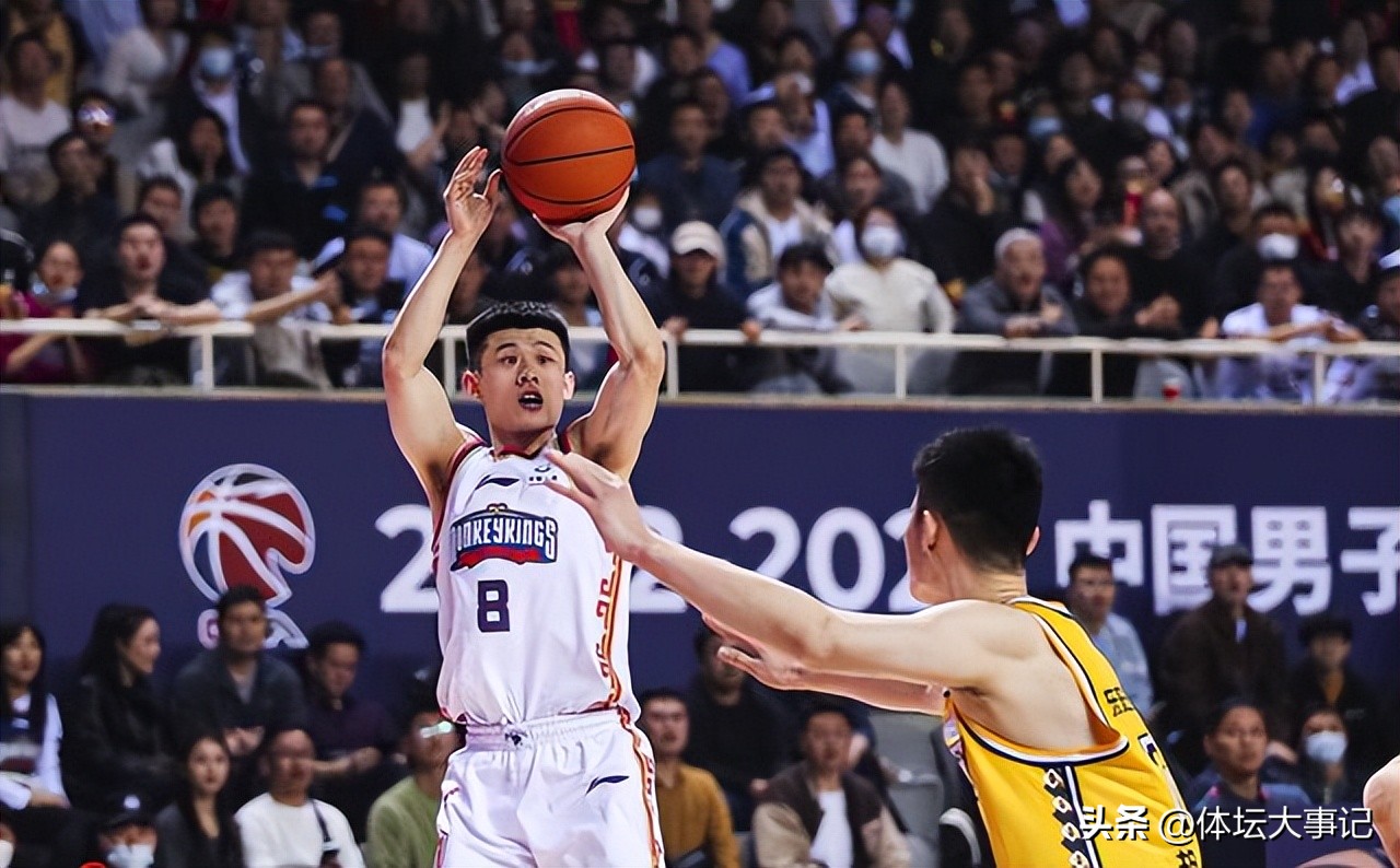 男篮名单孙铭徽,男篮后卫赵继伟