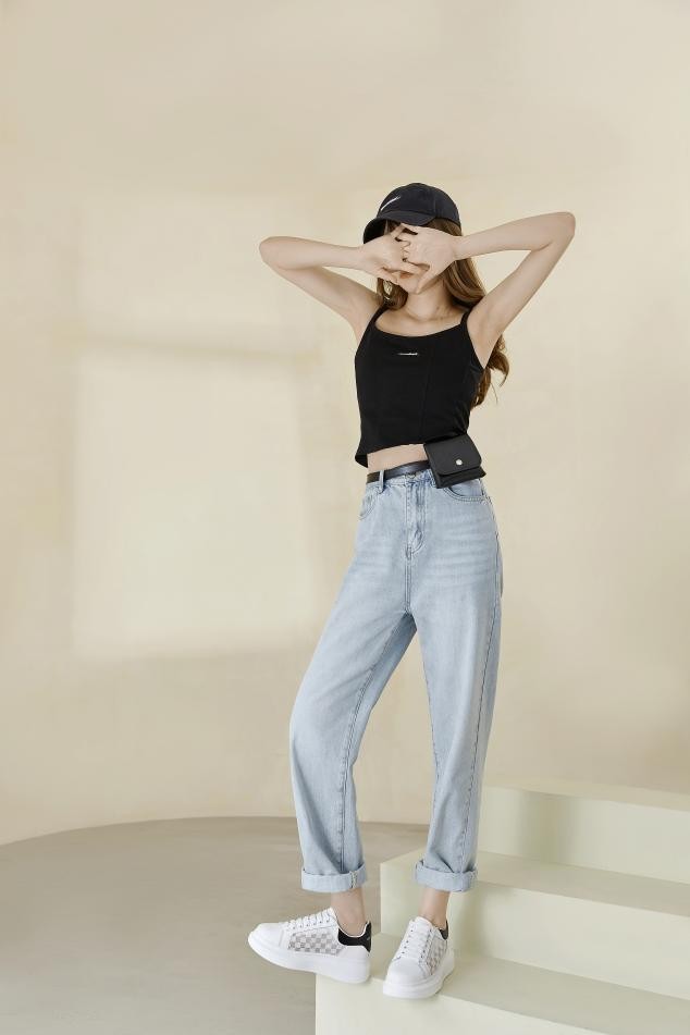 今年的小白鞋再次出圈,哪款小白鞋百搭透气高颜值