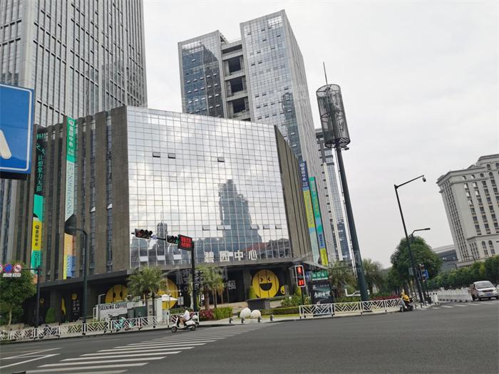 南宁五象总部基地地下商业,南宁五象总部基地最新信息