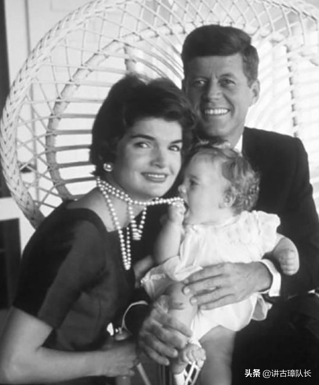 玛丽莲梦露最新写真,玛丽莲梦露为何是男人心中的女神