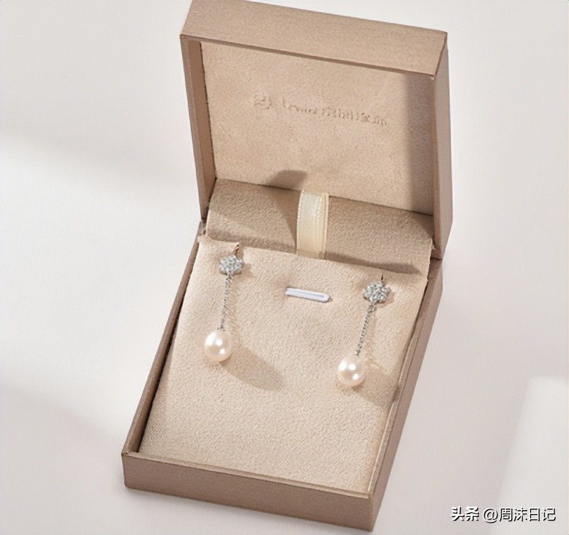 一生一条珍珠项链年轻时髦,女人一生必须要有条珍珠项链