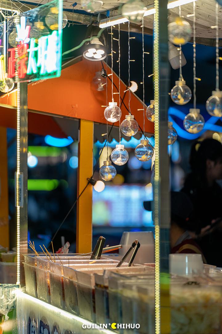 桂林夜市小吃街最火的小吃,桂林火爆夜市小吃