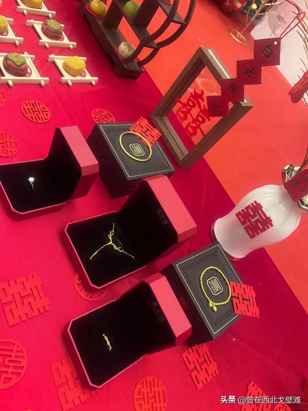 订婚宴是订过之后单独办吗,参加订婚宴随礼吗