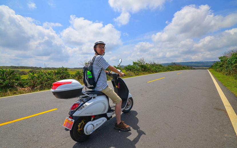 爱玛凌锋3599,爱玛电动车2699续航80公里