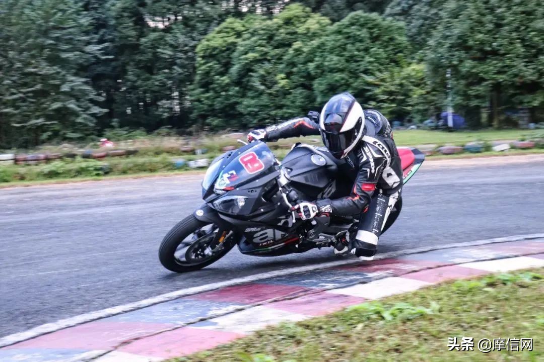 比亚乔机车125展示,福建比亚乔机车