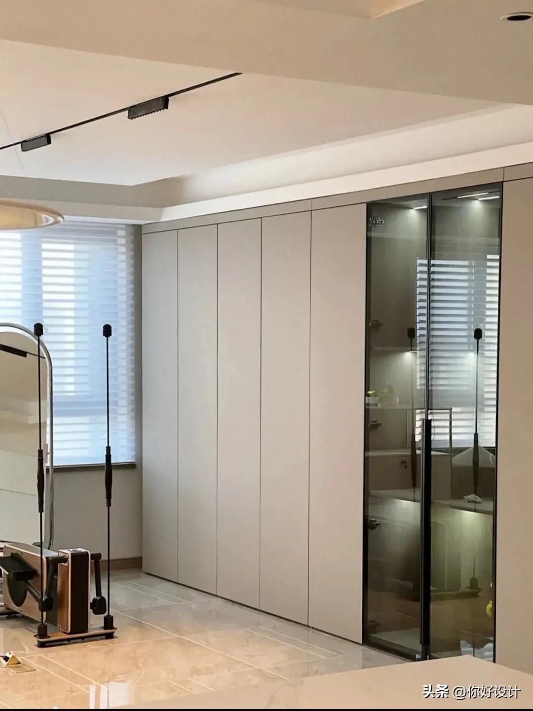 三十厘米宽的衣柜推荐,三十款卧室高颜值衣柜案例