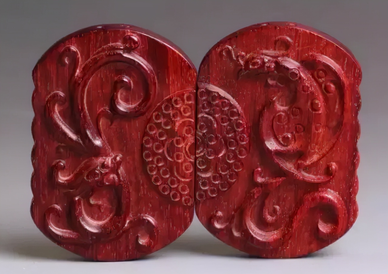 佛手雕件的寓意和象征,翡翠常见的雕件及寓意