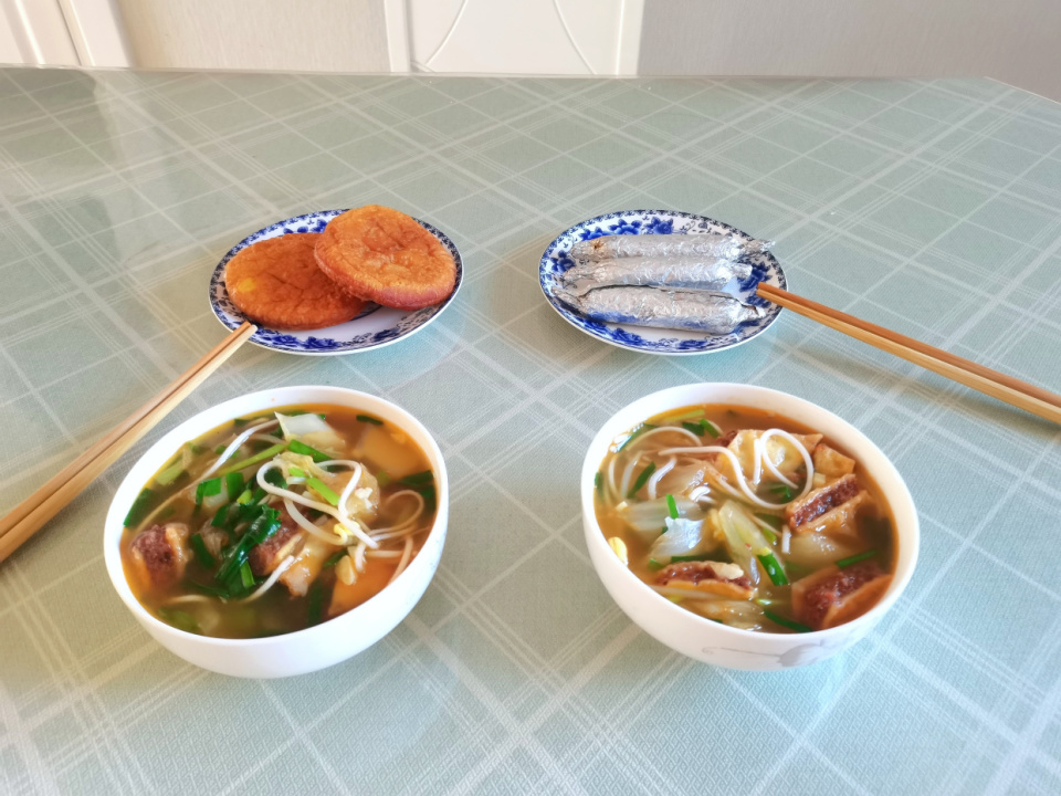 晚餐偶尔吃一顿方便面会不会发胖,晚餐食物推荐营养健康指南