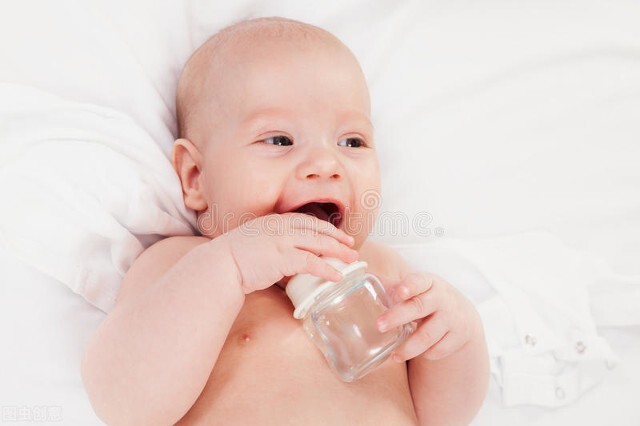 对于孩子喝水存在误区,孩子喝水总是要提醒