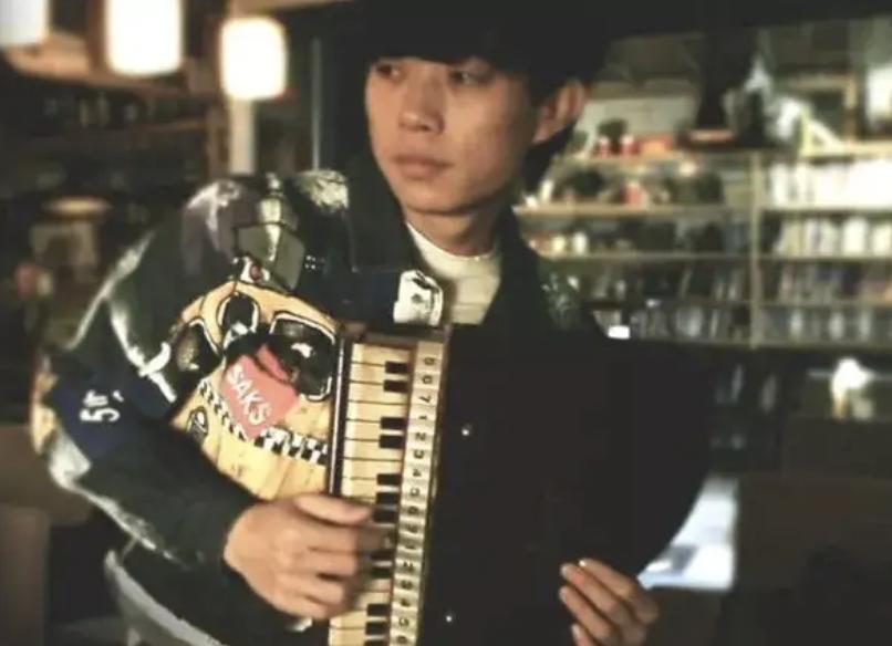 赵雷：我有些烦了