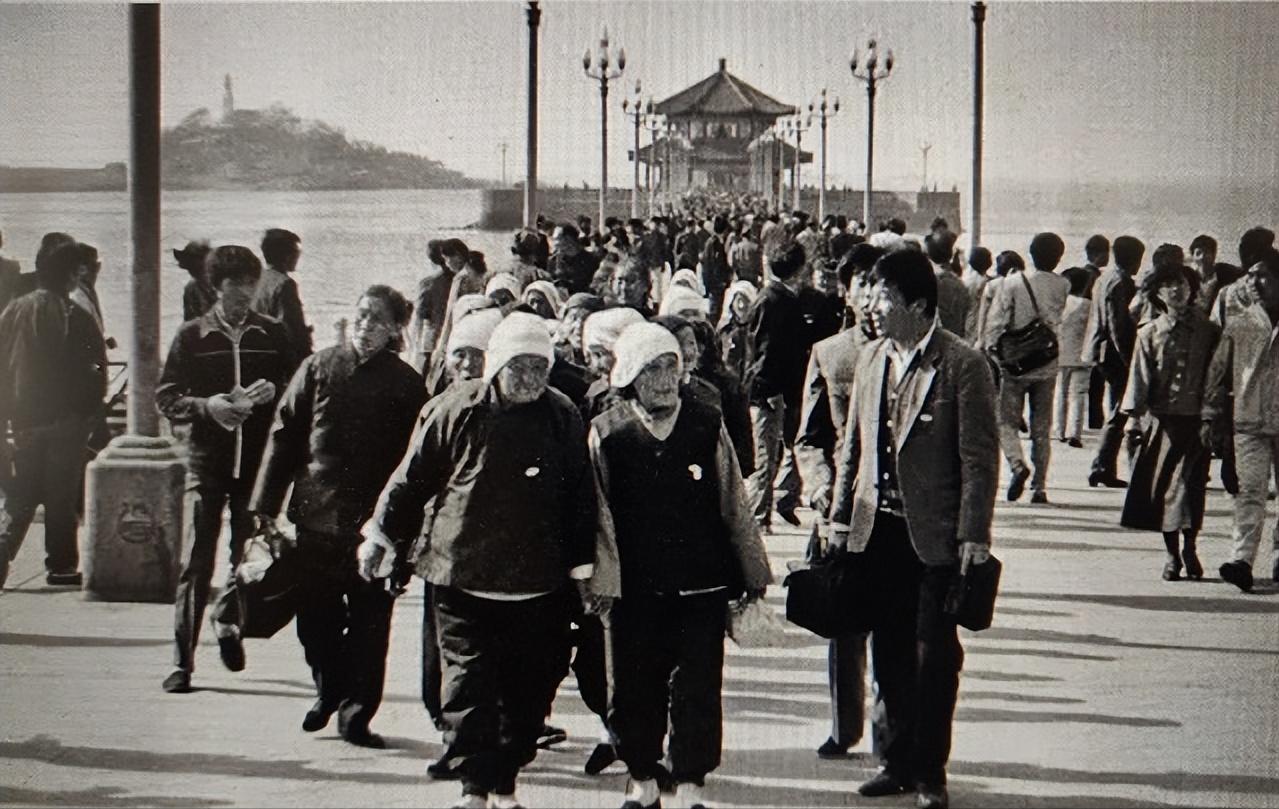 1989年，台湾老兵遗孀回大陆寻亲，40岁儿子冷漠回拒：我不缺娘