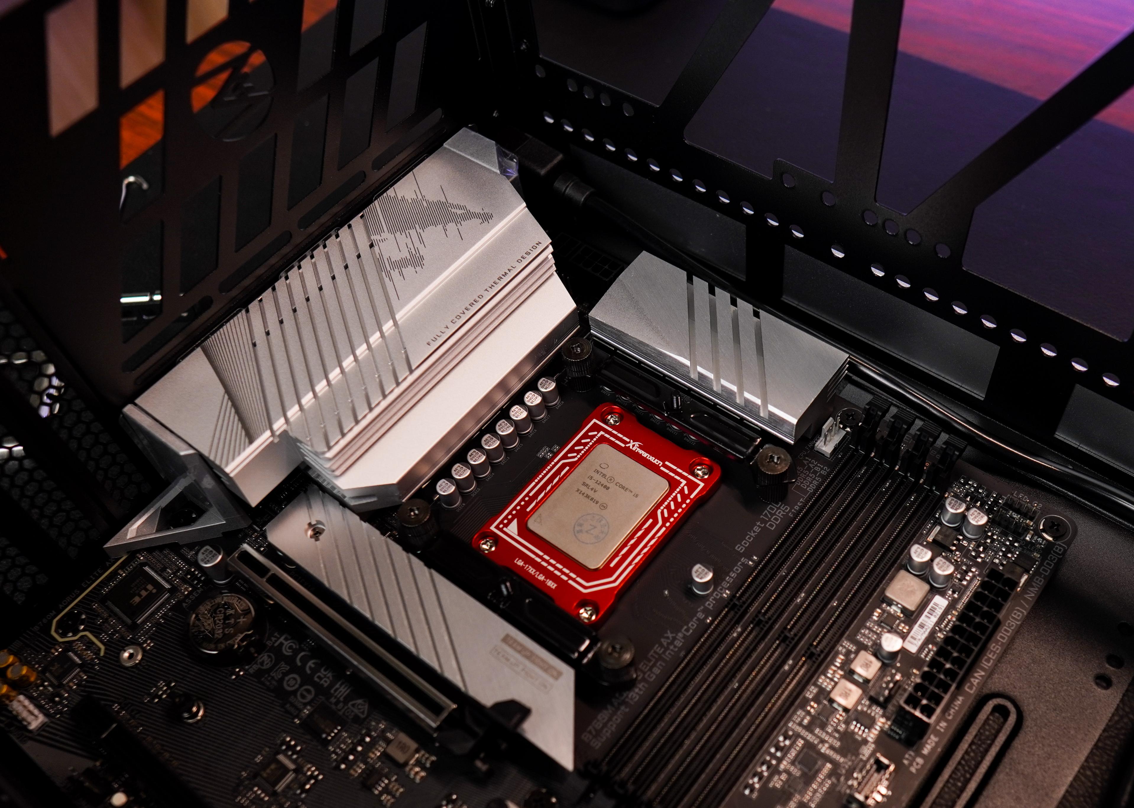 装完两台紧凑型主机，我觉得你也可以尝试一下