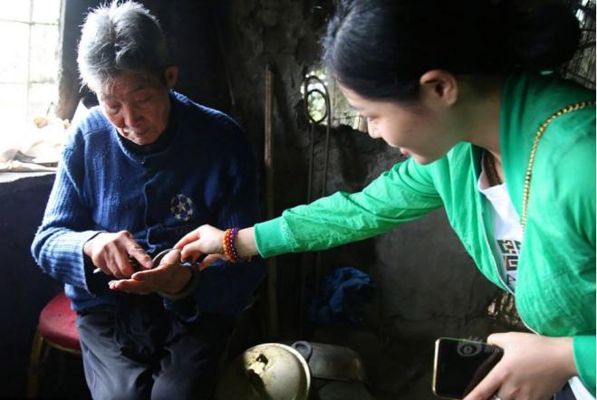 湖南老人建活人墓,湖南深山老人墓