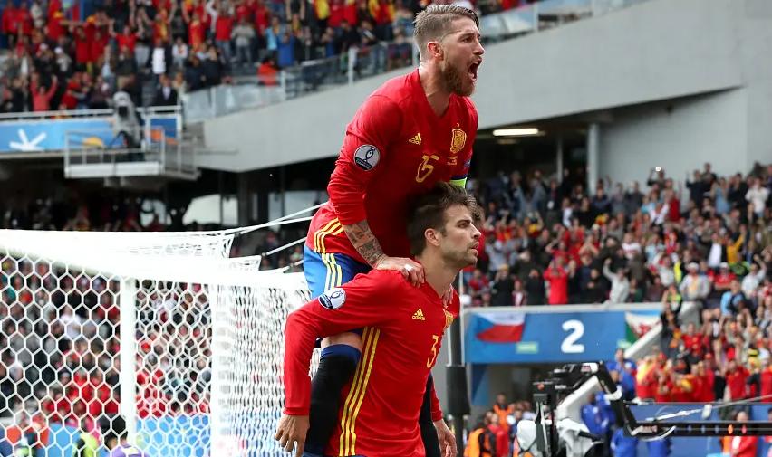 21载红蓝悠悠岁月,皮克与巴萨的难舍情缘有一种爱叫做放手