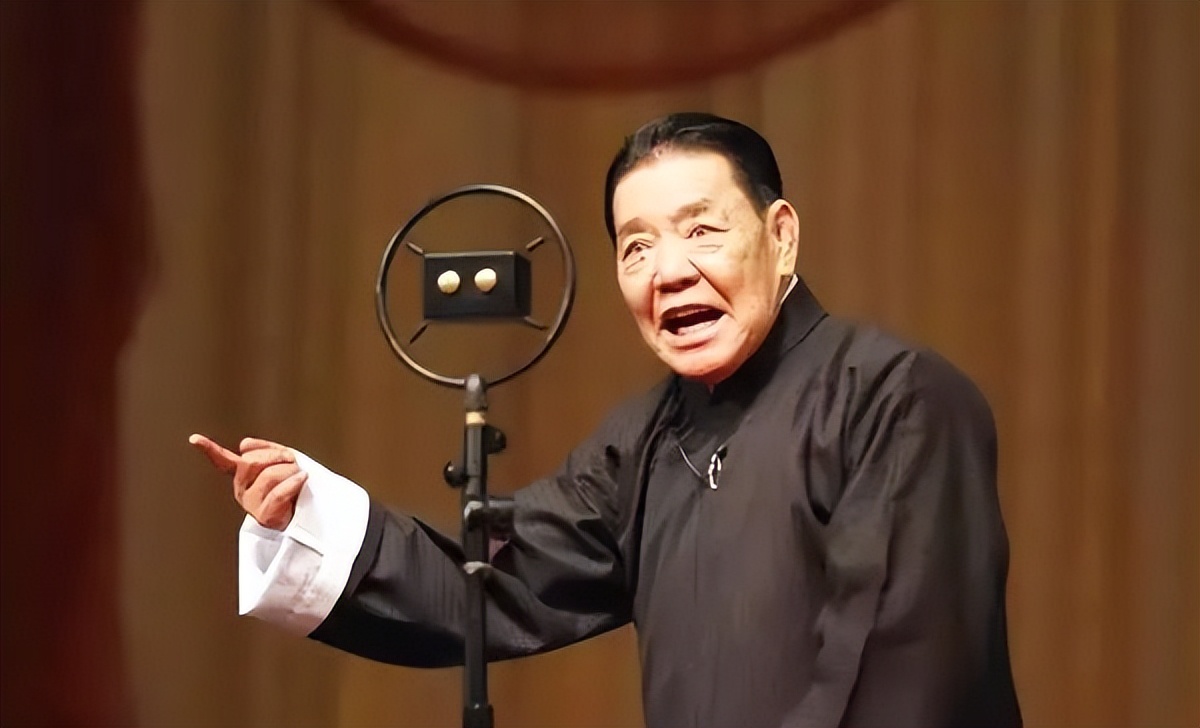 《白眉大侠》27年，10位演员境况差别巨大，男4号已成一线明星