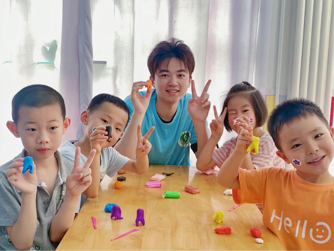 于红苹果幼儿园播撒知识的种子