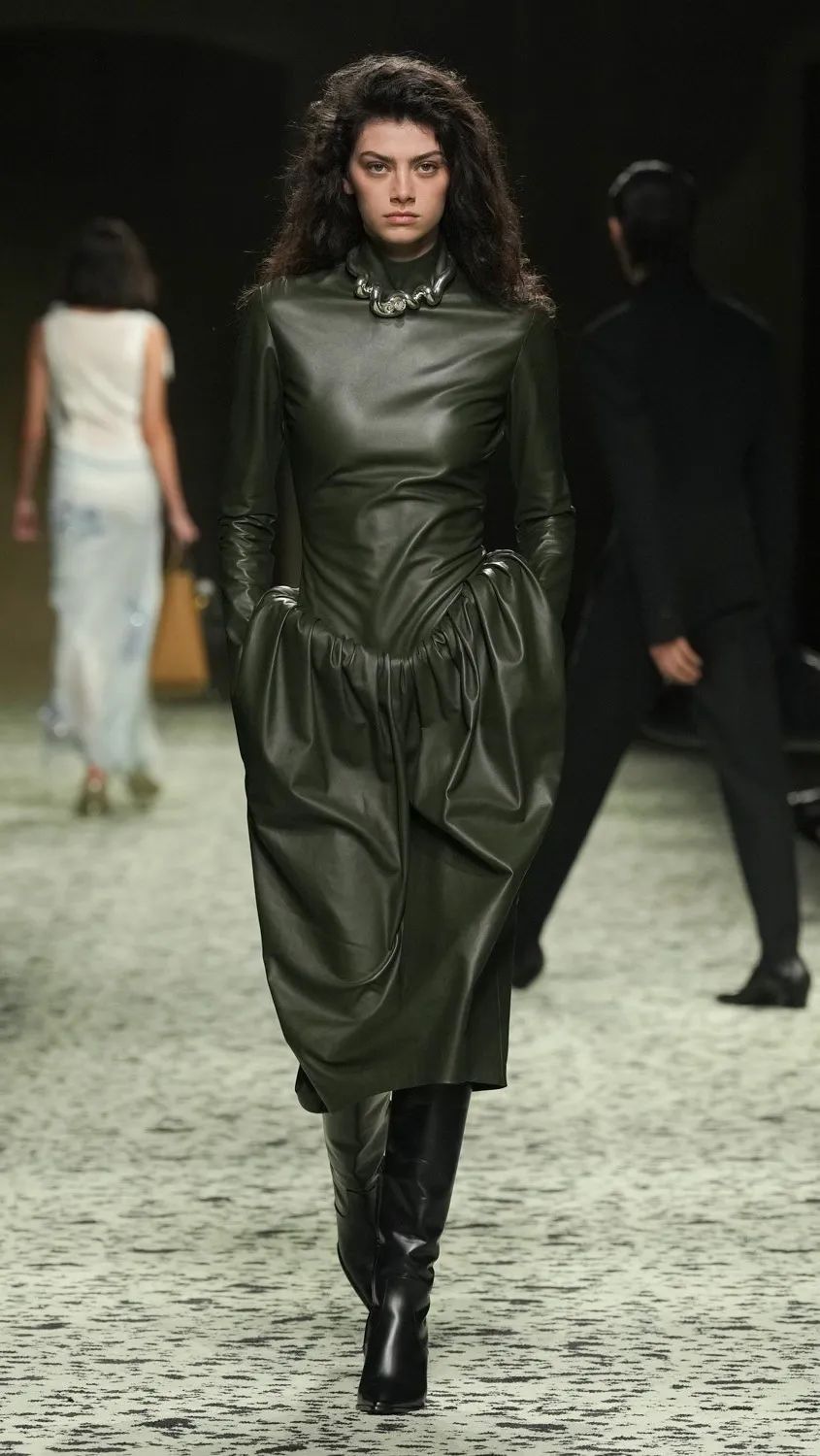 2023-2024秋冬流行趋势款式,2023秋冬流行趋势款式颜色