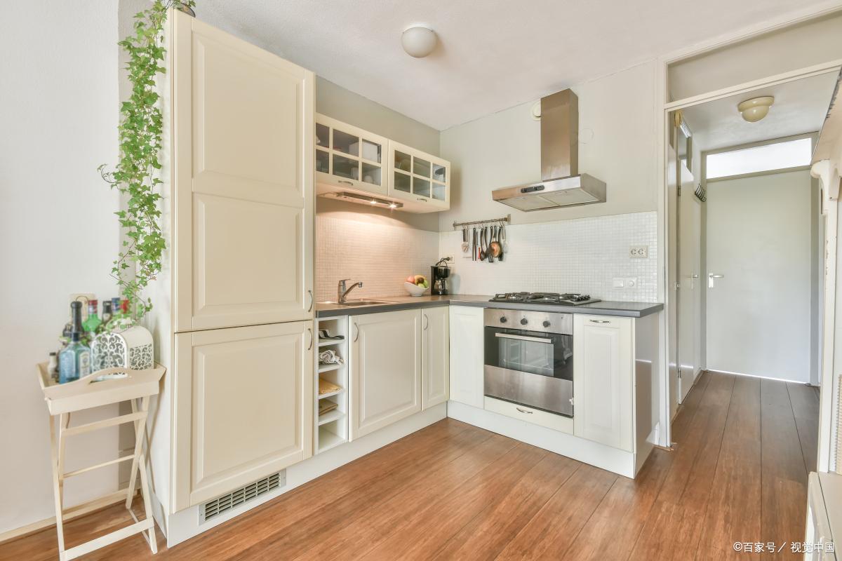 灶台坐东北向西南好不好,灶台在西南好还是东北好