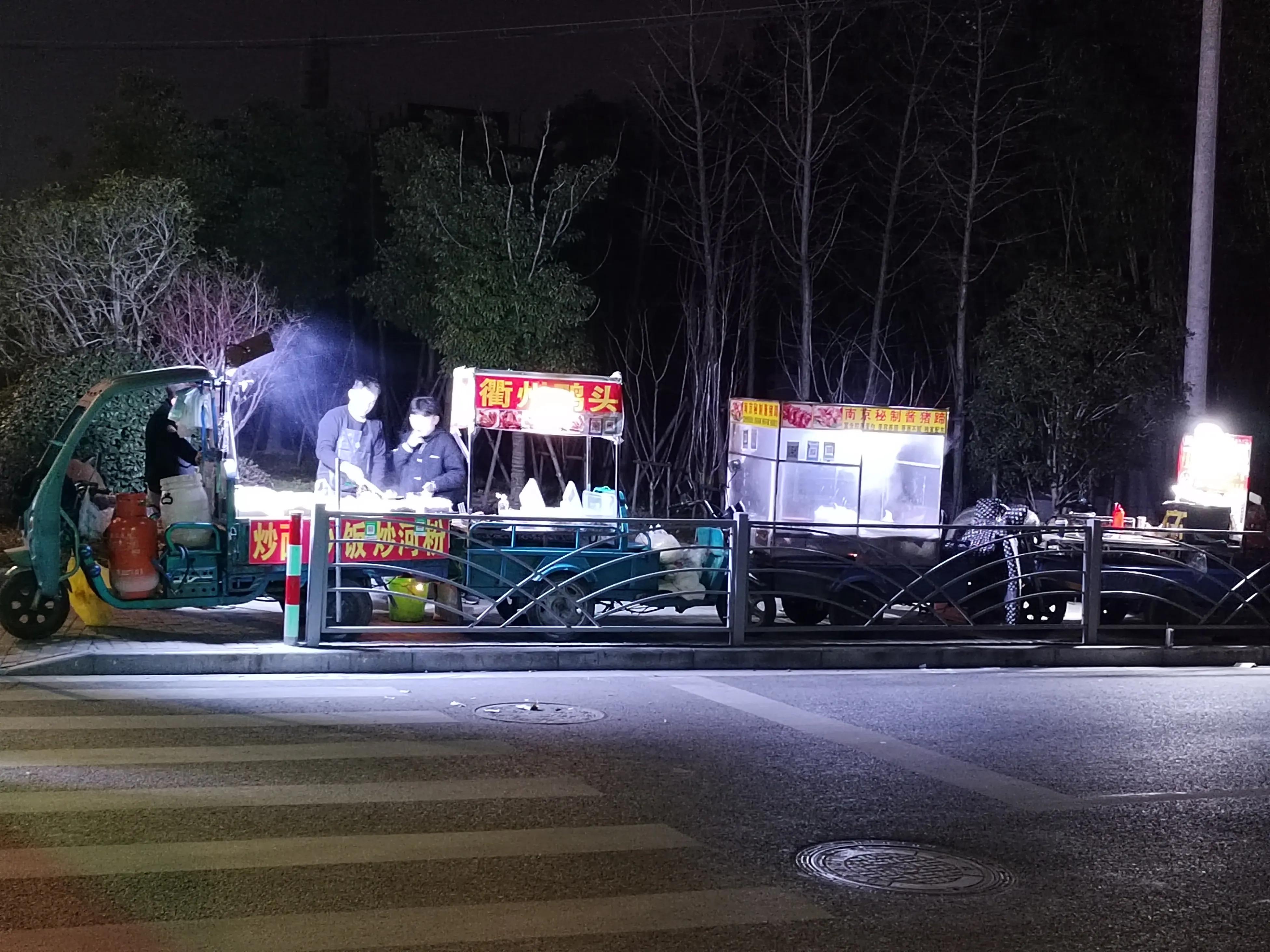 不起眼的暴利街边小生意,不起眼的小店月入几万