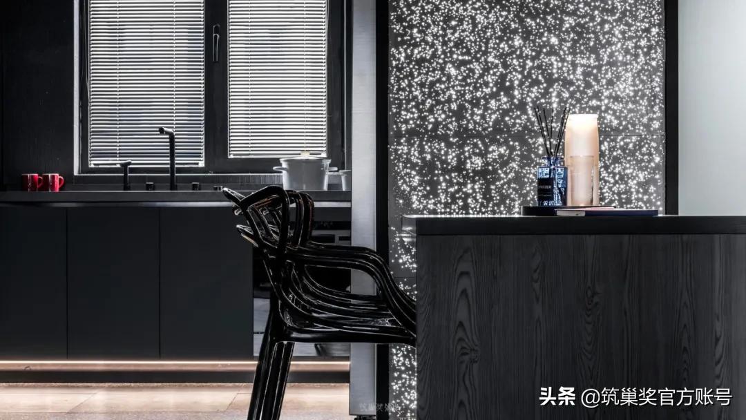 纯黑色装修设计师,纯黑色家装设计