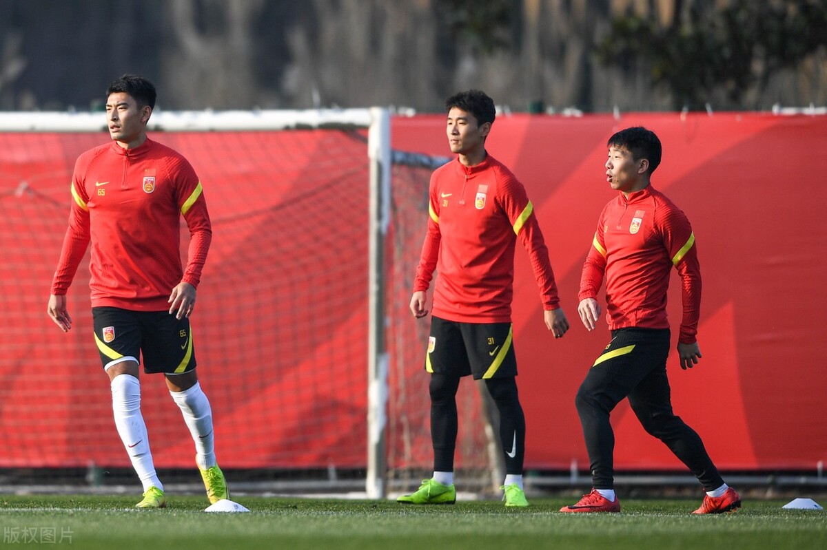 5大媒体热评国足表现,韩国球迷评价国足