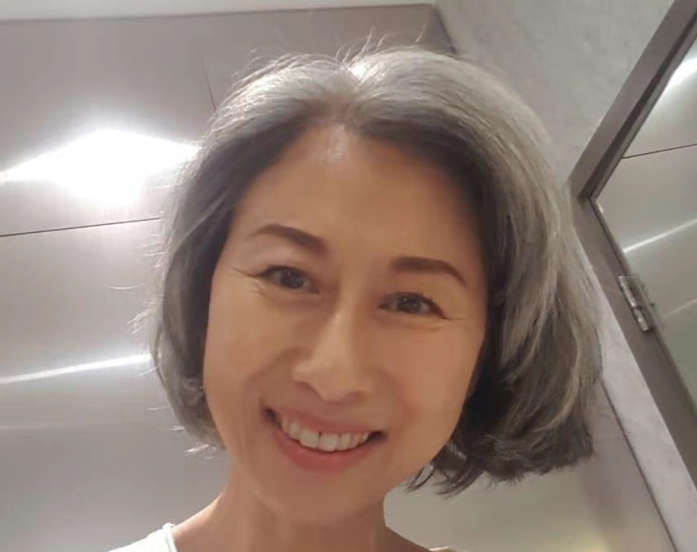 喝利尿剂，洗肠瘦小腹，整骨十次，女明星为了变美简直不要太狠