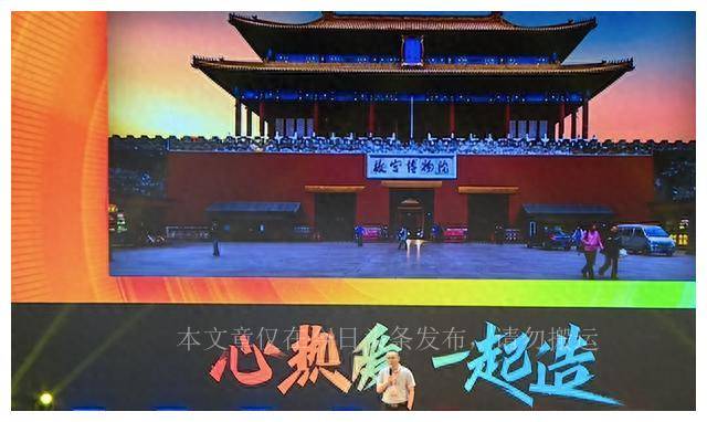 卖毛巾摆地摊小伙子,摆地摊卖抹布的小伙子被收保护费