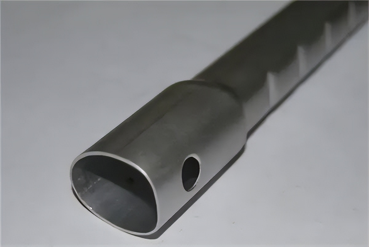 铝合金表面发黄什么原因导致的,铝合金表面黑色是怎么处理的