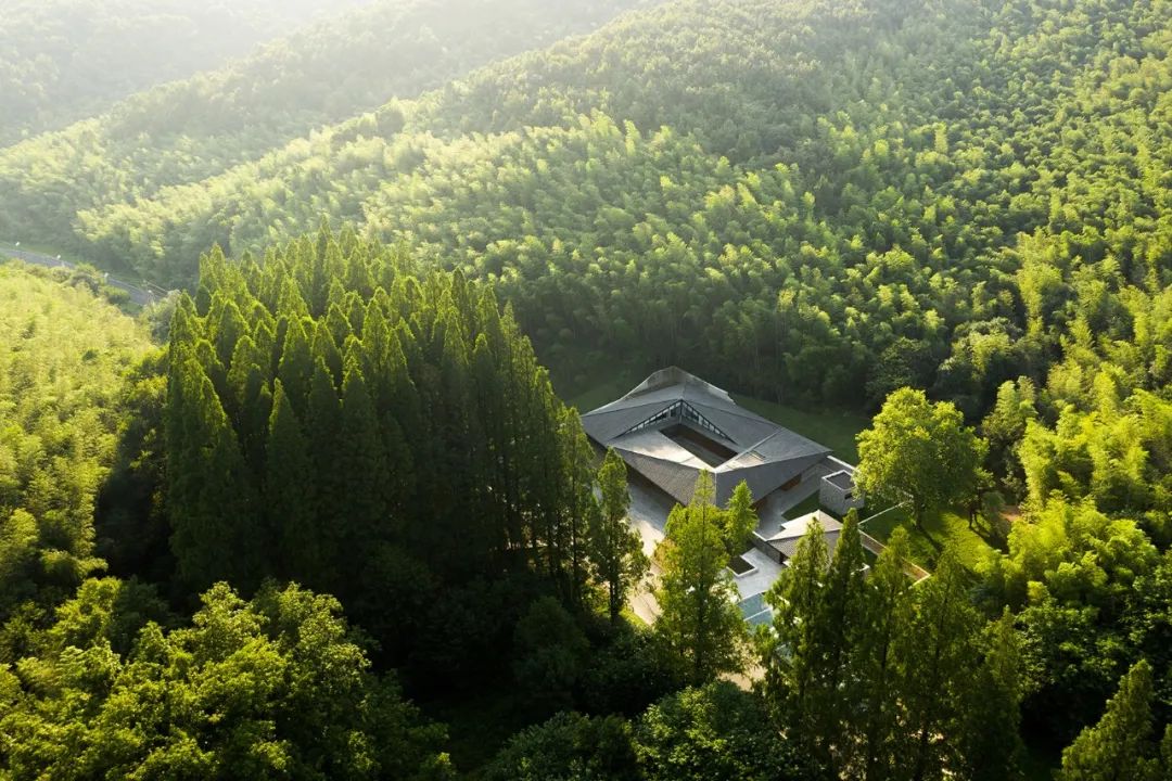 关于斜屋顶的设计亮点,斜形屋顶设计