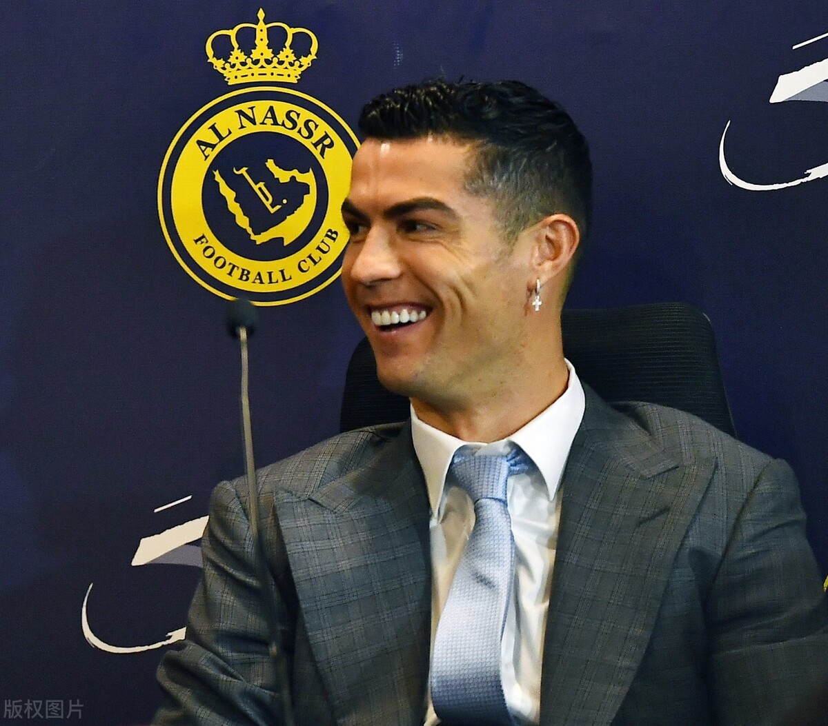 足坛转会最新消息梅西,曼联卢卡库转会切尔西