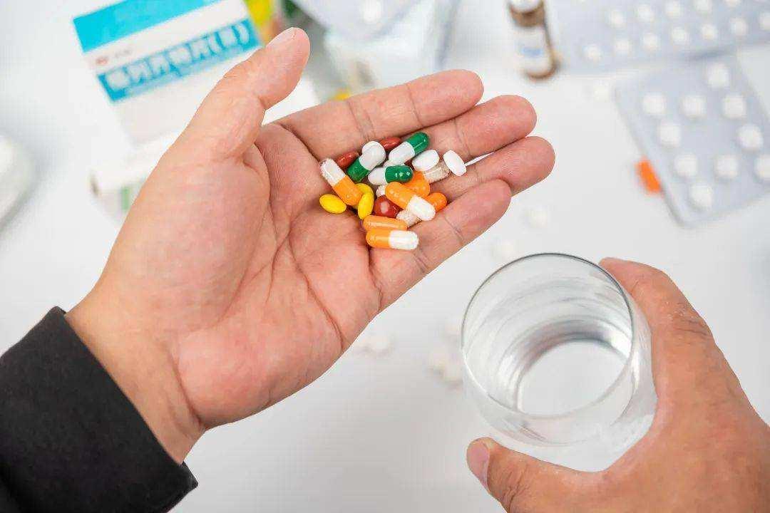 高血脂合并脂肪肝用什么药好,血压高血脂稠脂肪肝需要检查什么