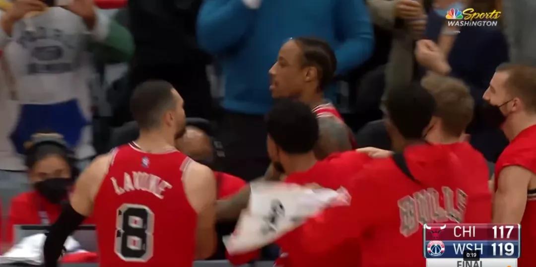 阿赞背靠背双绝杀,56分背靠背压哨3分绝杀历史第一人