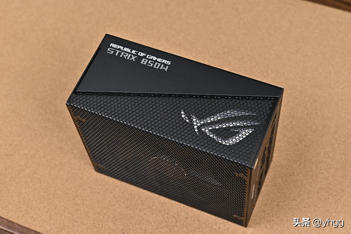 黑金全塔海景房——ROGZ790HERO+4080猛禽+追风者NV7装机展示