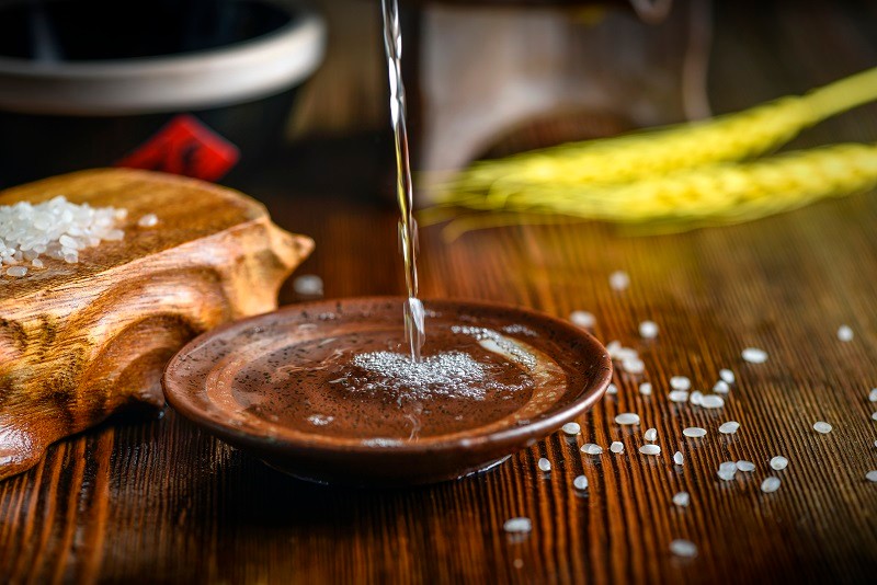 同为烈酒，传统白酒被年轻人抛弃？湖南小伙创业2年5亿备受青睐