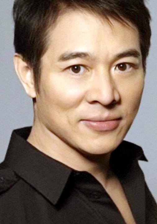 7次断手、全身100多针、大小便*禁失**，这些武打明星让人动容