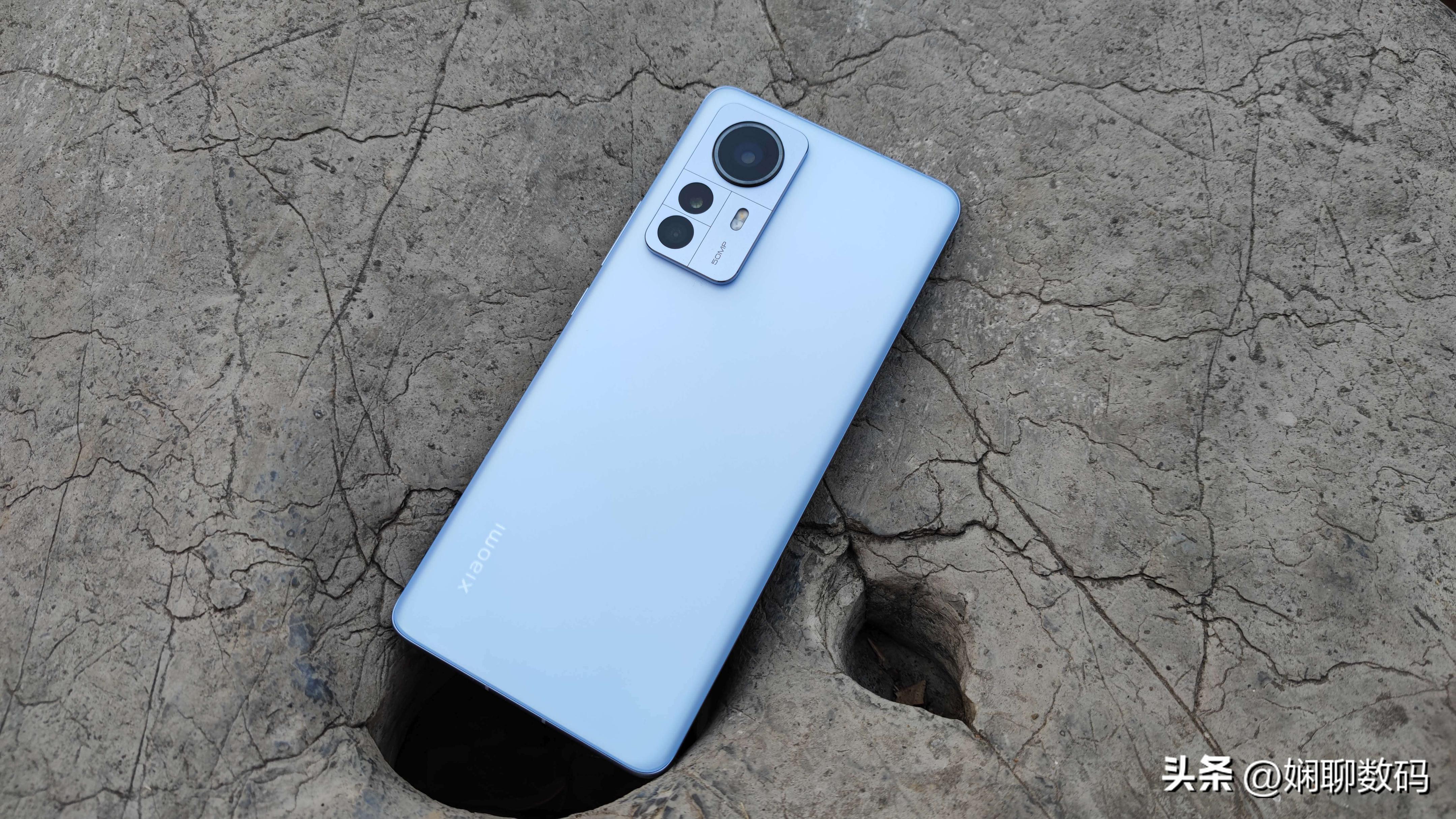 小米旗舰不再高傲，天玑神U+2K曲屏+无线充，12+256G降至3099元