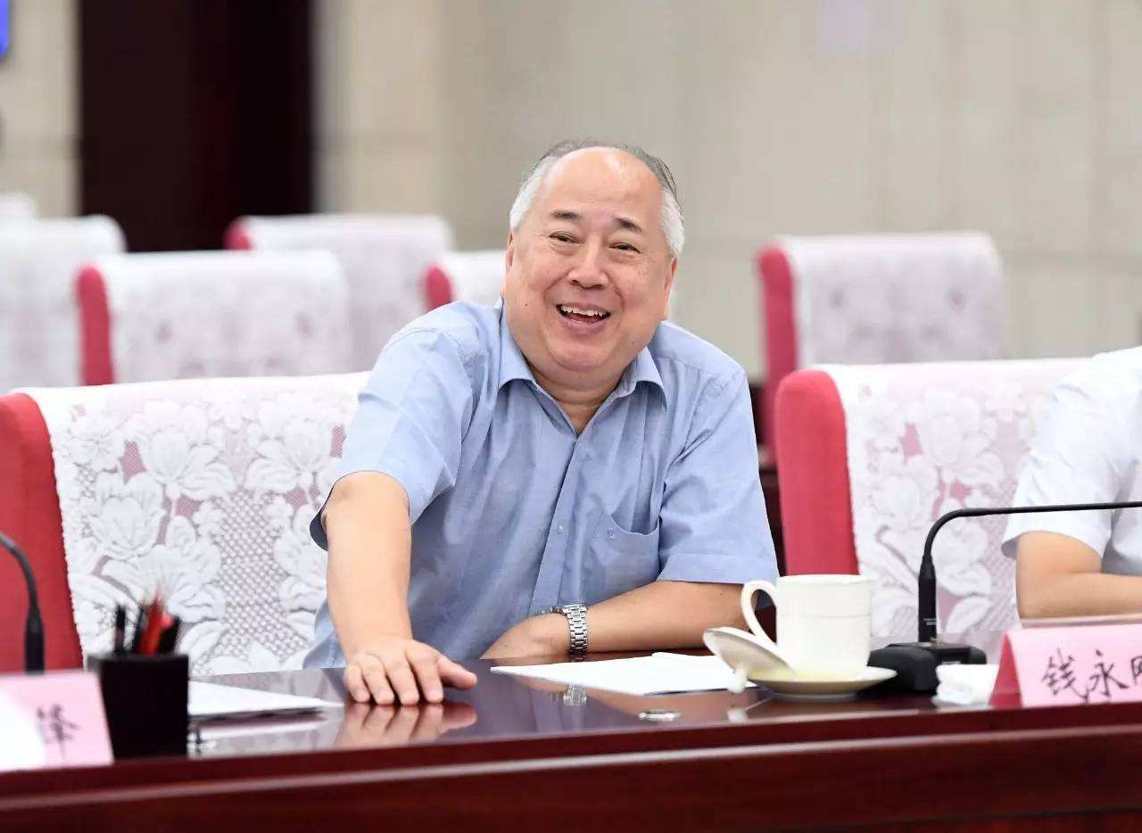 2009年钱学森逝世，三军仪仗队为他抬棺，他的子女如今过得怎样？