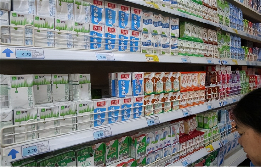 专卖纸盒子，年入800亿