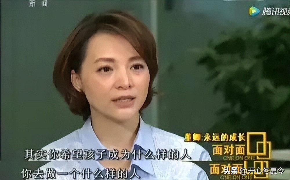 核酸检测站两女发生矛盾大打出手,父子核酸检测点殴打民警